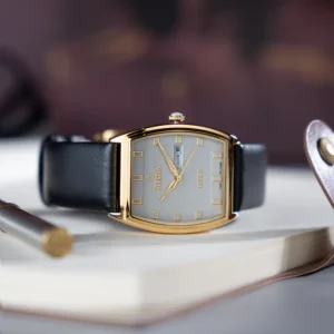 Sveston Lucky Leather Watch for Men